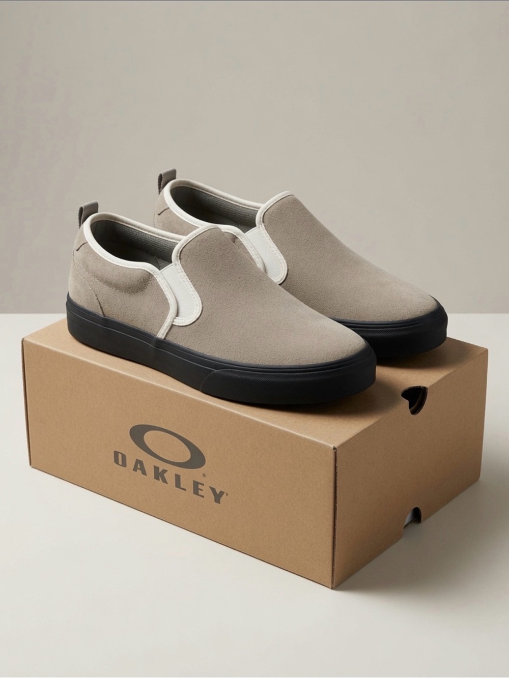 Oakley Men’s Banks Slip-On Sneakers Boulder Green Suede Size 7.0 - New In Box